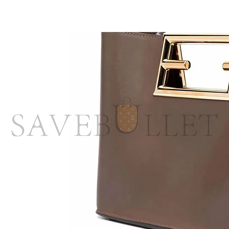 FENDI VITELLO KING SMALL FENDI WAY TOTE MAYA 8BS054AAIWF13QG (19*18*10cm)